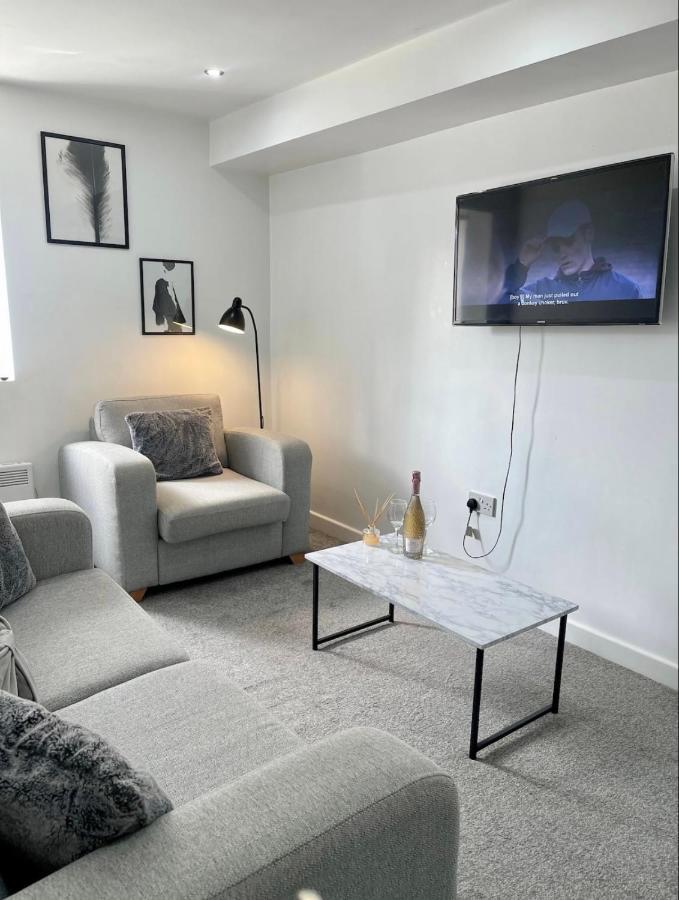 2 Bed Apartment In Bham City Centre W Parking Birmingham Dış mekan fotoğraf