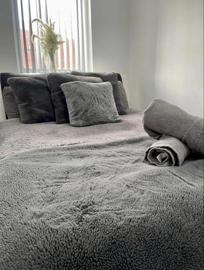 2 Bed Apartment In Bham City Centre W Parking Birmingham Dış mekan fotoğraf